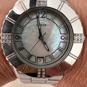GUESS LADIES WATCH